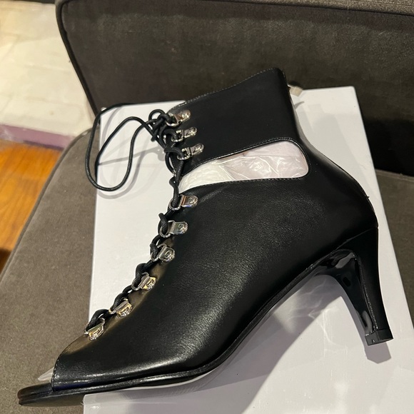 Monroe & Main Halloween Goth Lace Up Sandal Bootie Dominatrix Vibes Vegan 10M - Picture 2 of 5